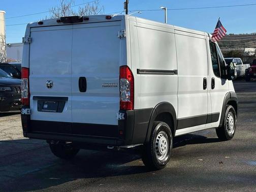 2025 RAM ProMaster 1500 Low Roof