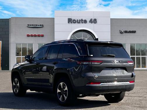2023 Jeep Grand Cherokee 4xe Base