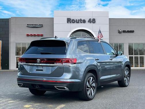 2024 Volkswagen Atlas 2.0T SE w/Technology 4MOTION