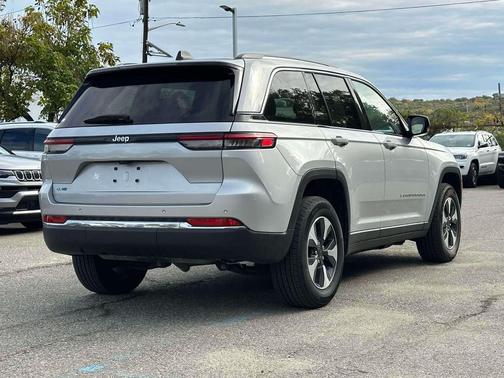 2023 Jeep Grand Cherokee 4xe Base