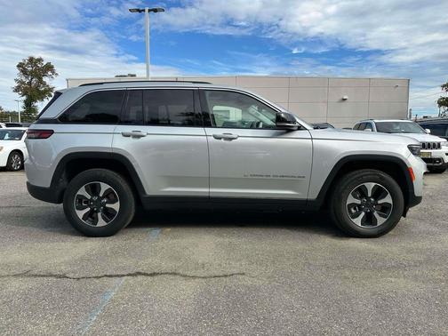 2023 Jeep Grand Cherokee 4xe Base
