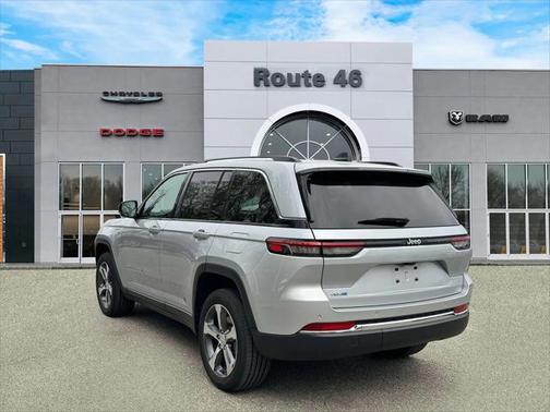 2023 Jeep Grand Cherokee 4xe Base