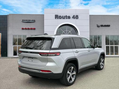 2023 Jeep Grand Cherokee 4xe Base