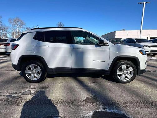 2022 Jeep Compass Latitude