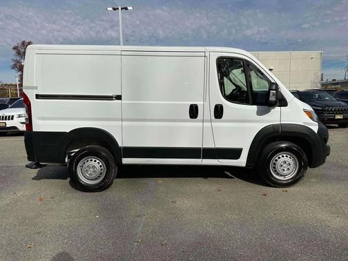 2025 RAM ProMaster 1500 Low Roof