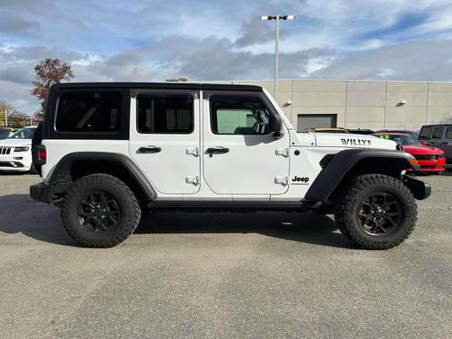 2024 Jeep Wrangler Willys