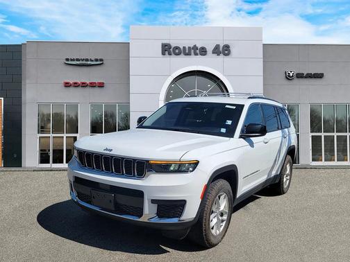 2022 Jeep Grand Cherokee L Laredo
