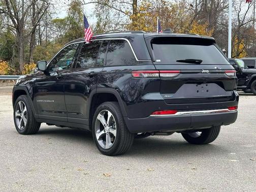 2023 Jeep Grand Cherokee 4xe Base