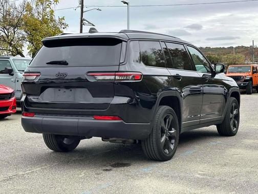 2023 Jeep Grand Cherokee L Altitude