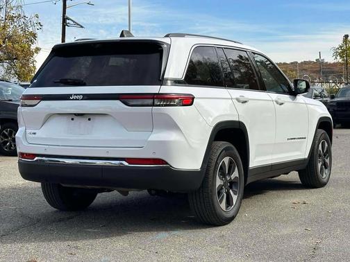 2023 Jeep Grand Cherokee 4xe Base