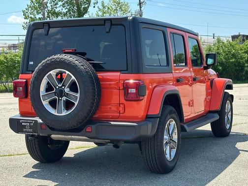 Punkn Metallic Clearcoat 2020 Jeep Wrangler Unlimited Sahara