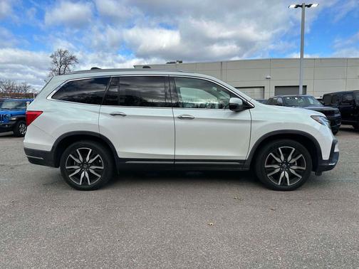 2020 Honda Pilot AWD Elite