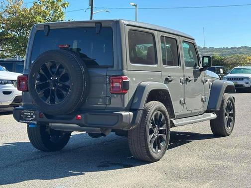 2022 Jeep Wrangler Unlimited 4xe Sahara