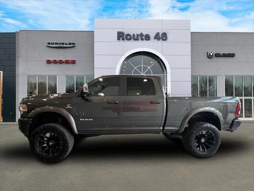 2022 RAM 3500 Laramie Crew Cab 4x4 6'4' Box