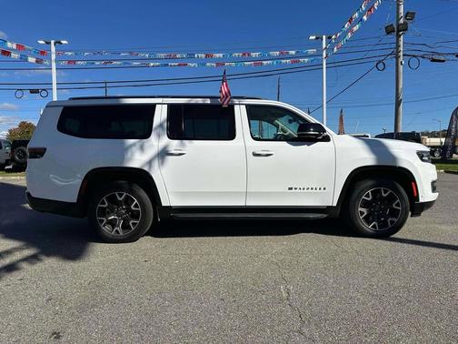 2024 Jeep Wagoneer L Series III 4x4