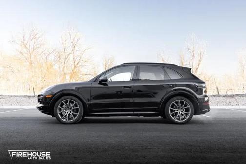 2023 Porsche Cayenne GTS