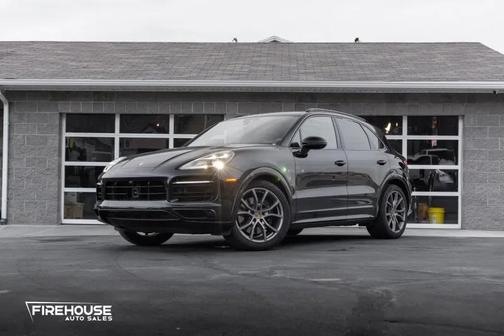 2023 Porsche Cayenne GTS