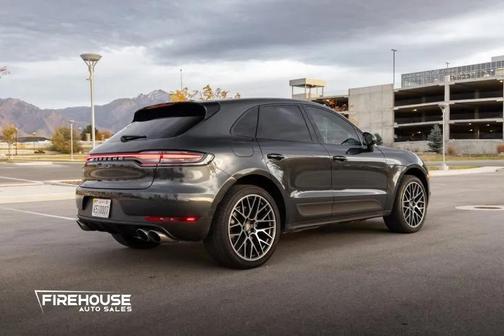 2020 Porsche Macan S