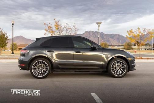 2020 Porsche Macan S