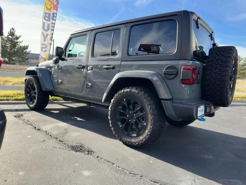 2023 Jeep Wrangler 4xe Sahara