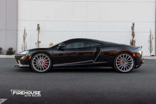 2020 McLaren GT Base