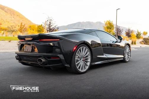 2020 McLaren GT Base