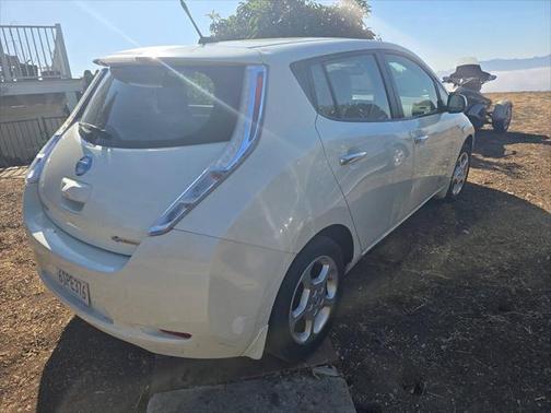 2011 Nissan Leaf SL