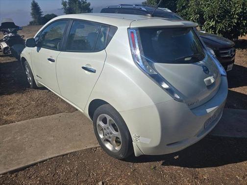 2011 Nissan Leaf SL
