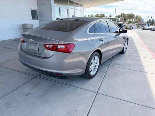 2017 Chevrolet Malibu 1LT
