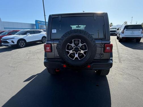 Granite Crystal Metallic Clearcoat 2019 Jeep Wrangler Unlimited Rubicon