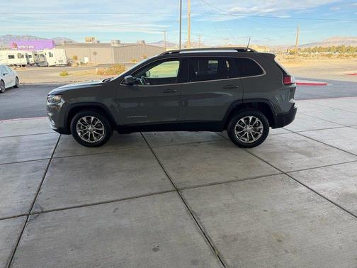 2021 Jeep Cherokee Latitude Lux