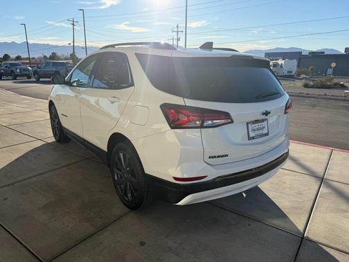 2023 Chevrolet Equinox FWD RS