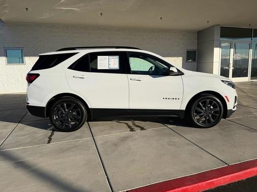2023 Chevrolet Equinox FWD RS