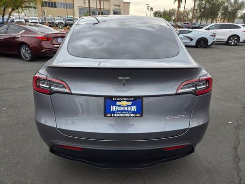 2024 Tesla Model Y Performance Dual Motor All-Wheel Drive