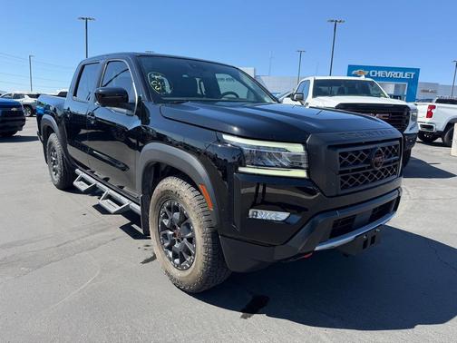 Super Black 2022 Nissan Frontier PRO-X