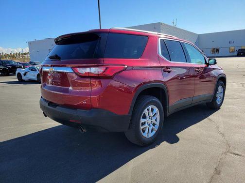 2018 Chevrolet Traverse LT Cloth