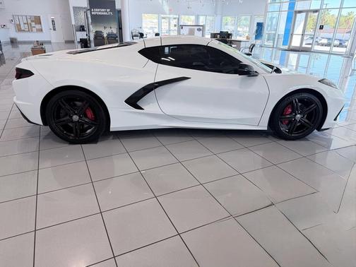 2023 Chevrolet Corvette Stingray w/1LT