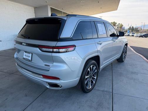 2023 Jeep Grand Cherokee Overland