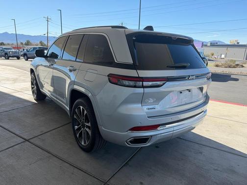 2023 Jeep Grand Cherokee Overland