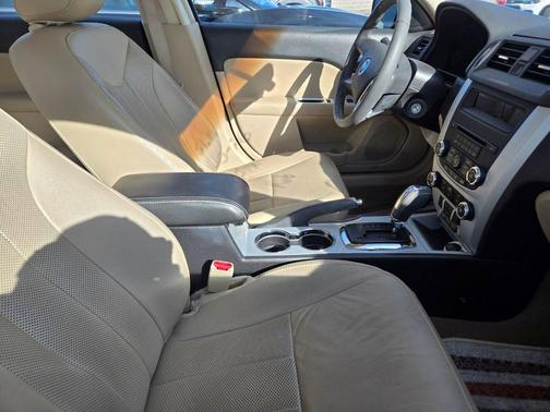 2010 Mercury Milan Premier