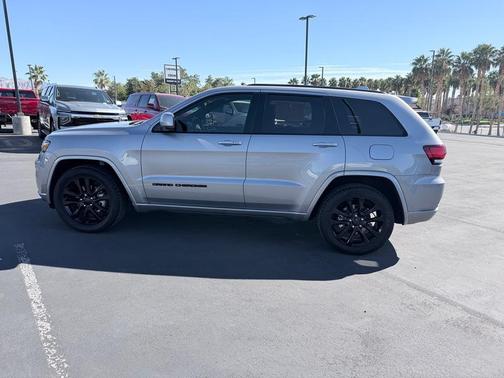 2020 Jeep Grand Cherokee Altitude