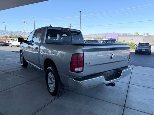 2019 RAM 1500 SLT