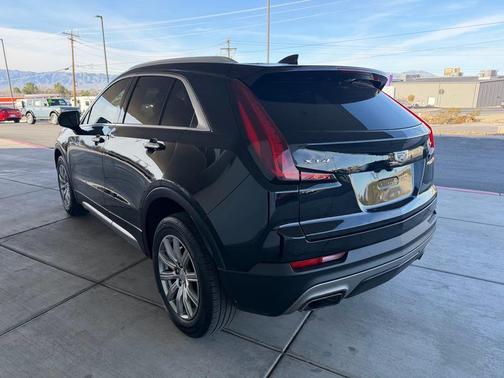 2020 Cadillac XT4 Premium Luxury