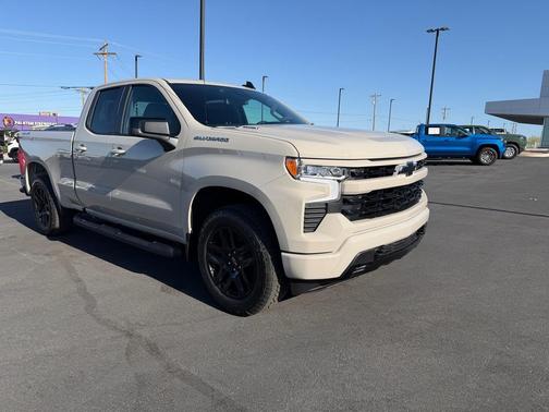 White Sands 2026 Chevrolet Silverado 1500 RST