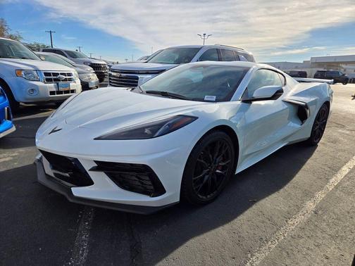 2025 Chevrolet Corvette Stingray w/2LT