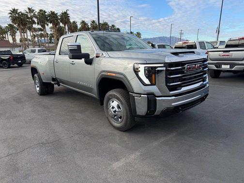 2026 GMC Sierra 3500 SLT