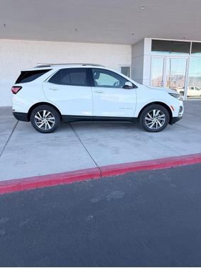 2022 Chevrolet Equinox Premier w/1LZ