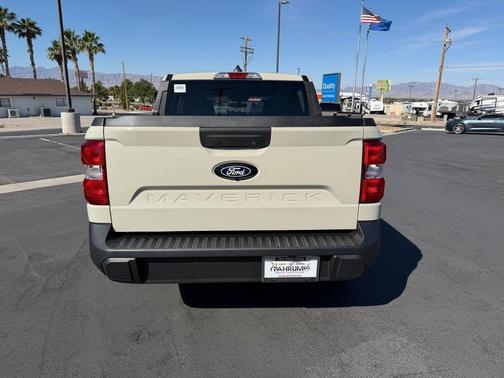 Desert Sand 2025 Ford Maverick XL
