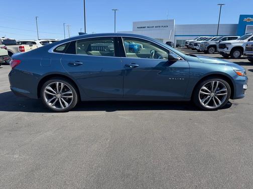 Lakeshore Blue Metallic 2024 Chevrolet Malibu FWD 2LT