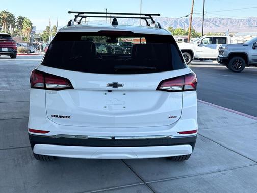 2022 Chevrolet Equinox FWD RS